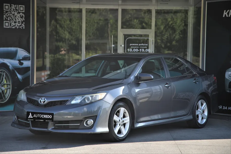 Продажа  Toyota Camry, 2013р.